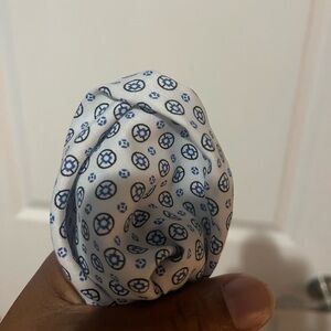 Custom Pocket Square White and blue style Sz OS